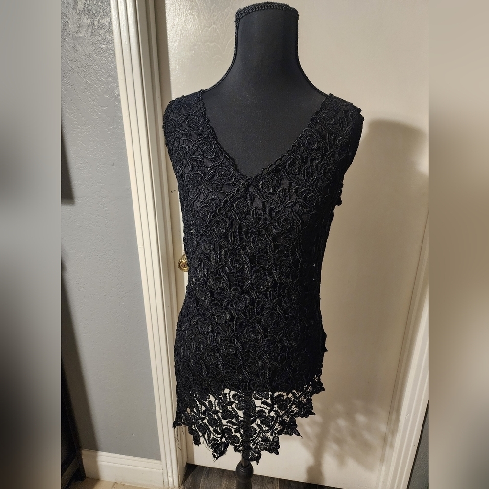 Black Lace asymmetrical Tank Top